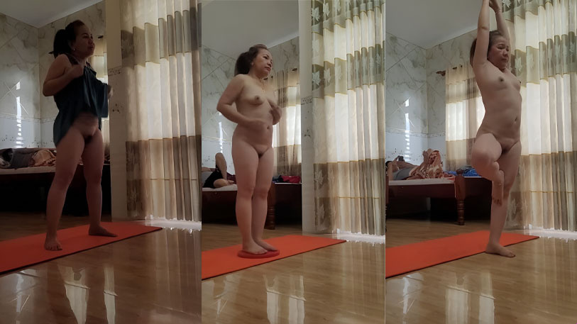 비행기 언니는 누드 운동을 좋아해요
